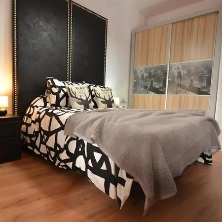Luna´s home. Precioso loft en Bollullos par del Condado-2