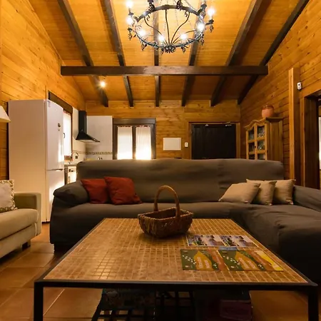 Casa rural Entreolivos-3