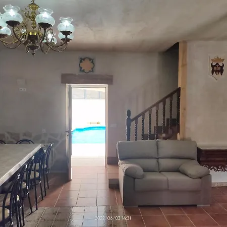Casa Rural Baños del Rey con piscina climatizada-2