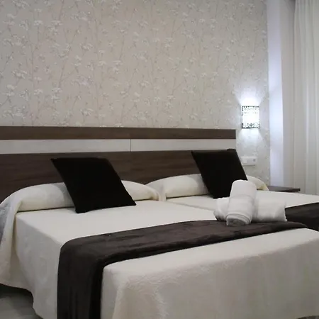 Baixo A Lua Rooming-3