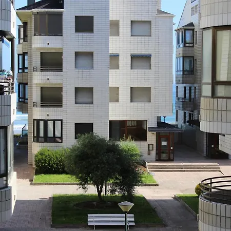 Apartamentos Zarautz Playa, con piscina y garaje-2
