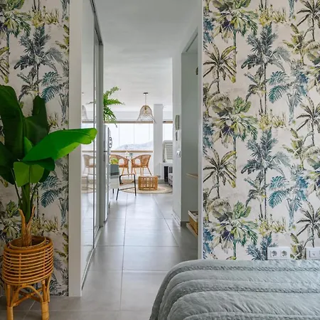Stylish Sea View Accommodation Las Canteras-3