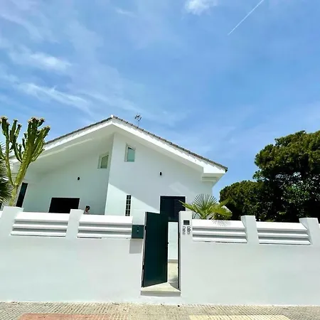 VILLA PIMIENTA, Chalet de lujo a 100 metros del mar-3