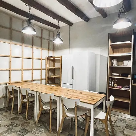 Az The Old Town Hostel - Coliving-2