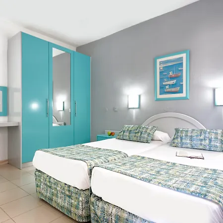 Apartamentos Los Veleros-3