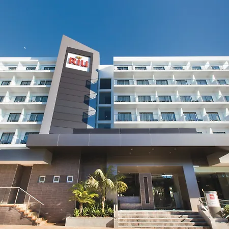 Hotel Riu Bravo-3