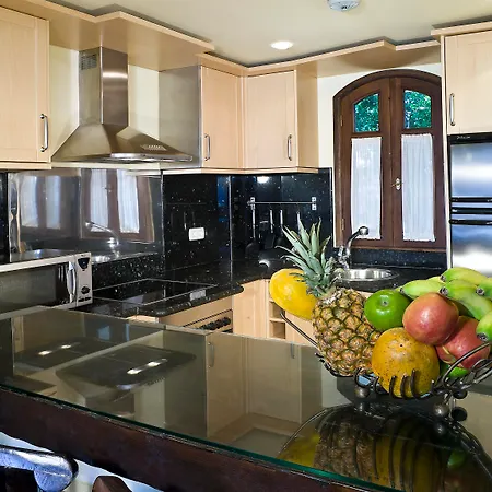 Regency Country Club, Apartments Suites-2