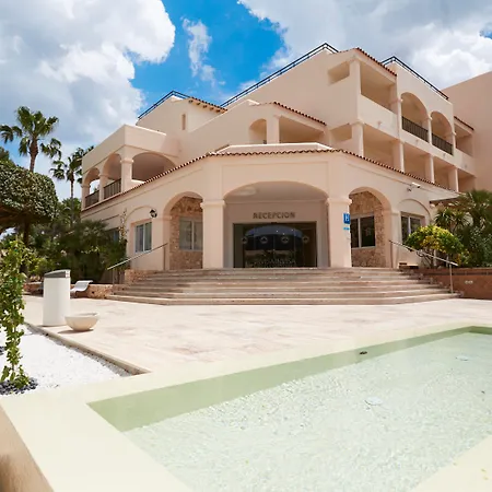 Invisa Hotel Club Cala Blanca-2