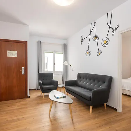 Hostal Jume - Urban Rooms-2