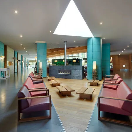 Hotel Puerta De Bilbao-2