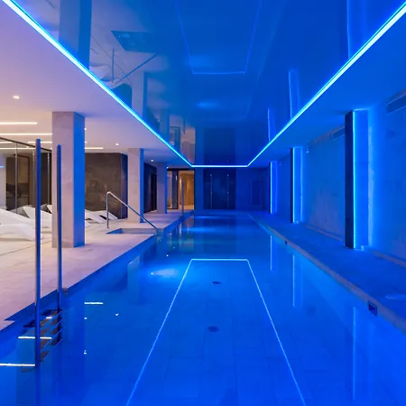 L'Azure Hotel & Spa 4Sup-3