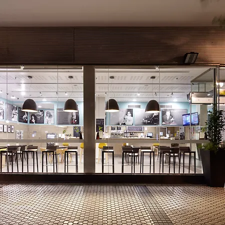 Hotel Zinema7-3