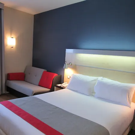 Holiday Inn Express Barcelona - Montmeló, an IHG Hotel-2