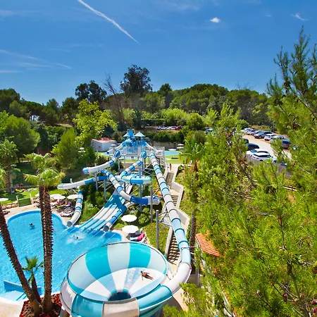 Hotel Garbi Park & Aquasplash-3
