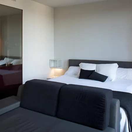 Blu Hotel Almansa-3