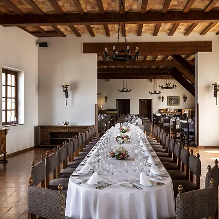 Parador De Tortosa-2