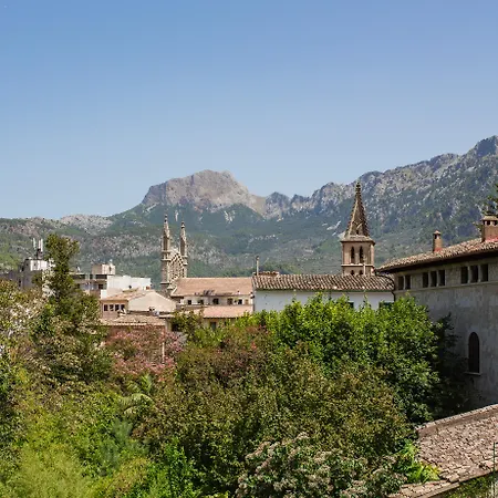 Hotel Ca'l Bisbe-3