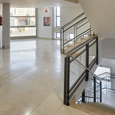 Hotel Logroño Avda de Madrid 25-2