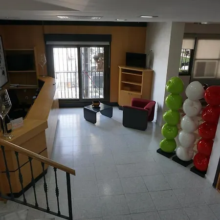 Hostal La Reserva-3