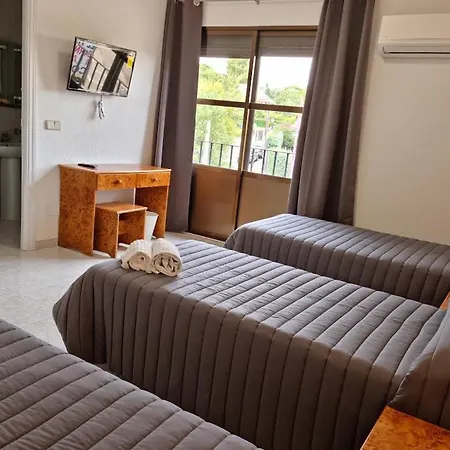 Hostal La Reserva-2