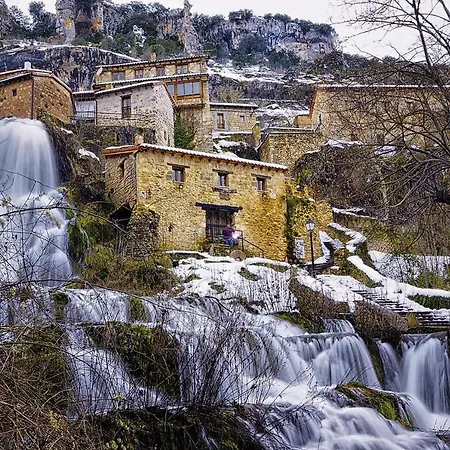 El Salto del Agua Auténtico El Molino de la Cascada Orbaneja-3