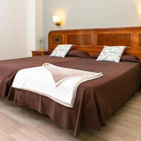 Hotel Snö Condes del Pallars-2