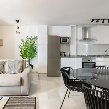 Caleta Homes - Apartamentos Pompidou-3