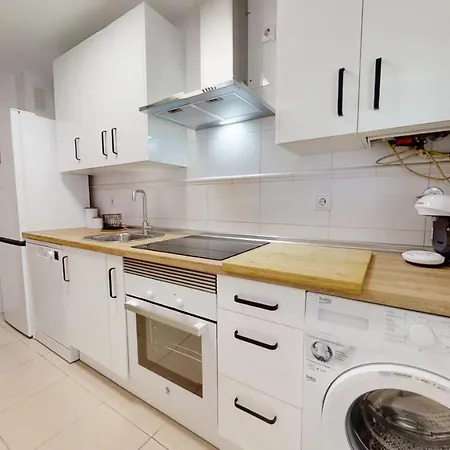 Renfurbis Vista Moderno 2 Rooms-2