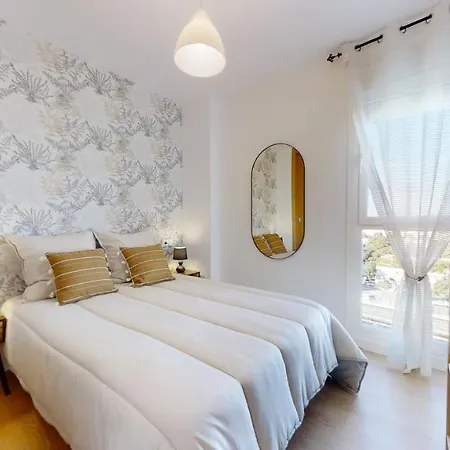 Renfurbis Vista Moderno 2 Rooms-3