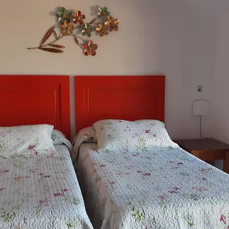 Apartamentos Turisticos Mirayuste-3