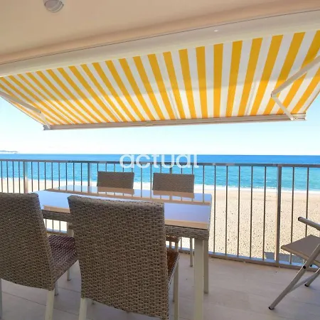 Beach Palace B-2-2