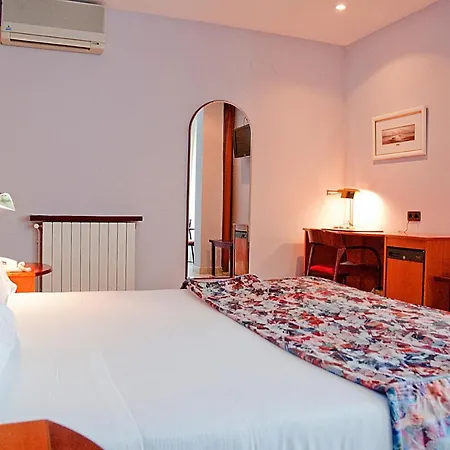 Hotel Arumí-3
