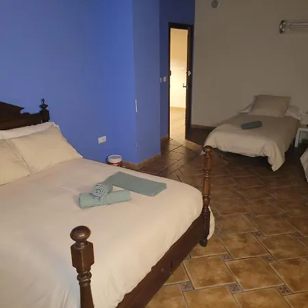 Habitaciones La Flamenka-3