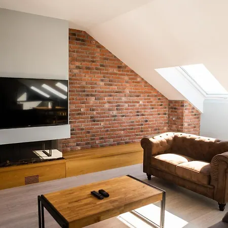 Principia Suites-3