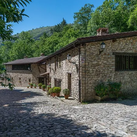 Hotel Rural La Tahona De Besnes-3
