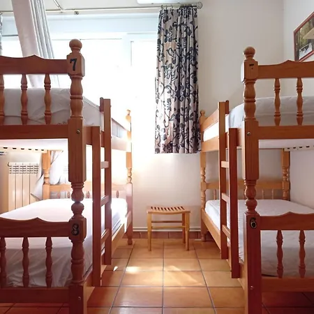 Albergue De Peregrinos Ultreia Et Suseia-2