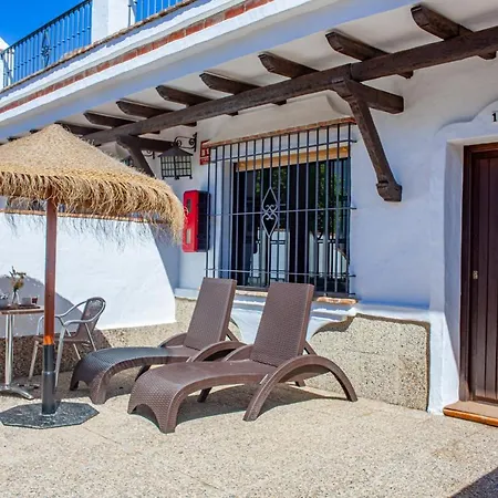 Apartamentos El Roqueo-3