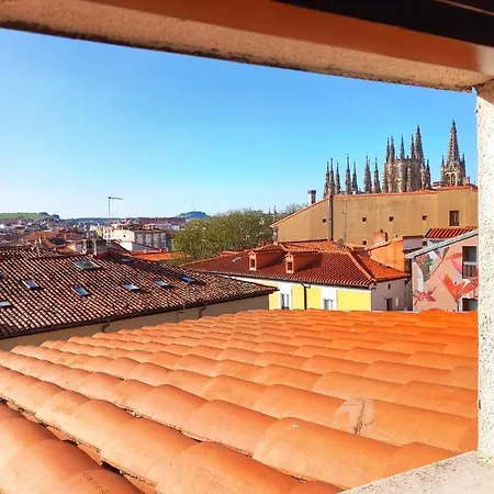Atuaire Home Loft con encanto en el Corazón de Burgos Dauda-3