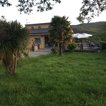 Hostal O Labrador-2