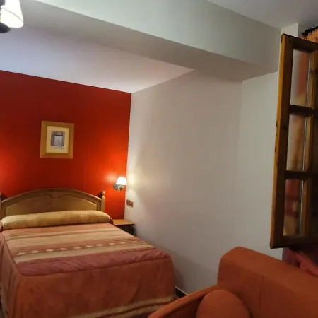 Apartamentos Casa Español-2