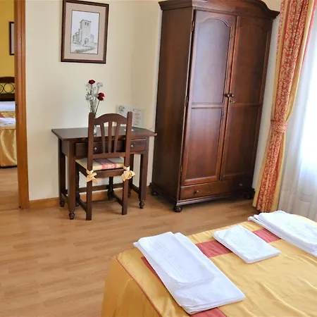 Hostal Infanta Doña Leonor-3