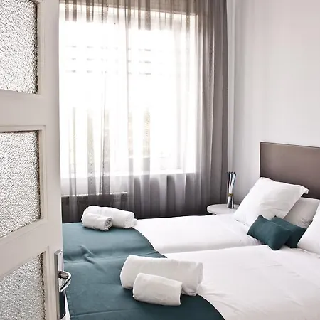 Lux Apartamentos Santiago-3