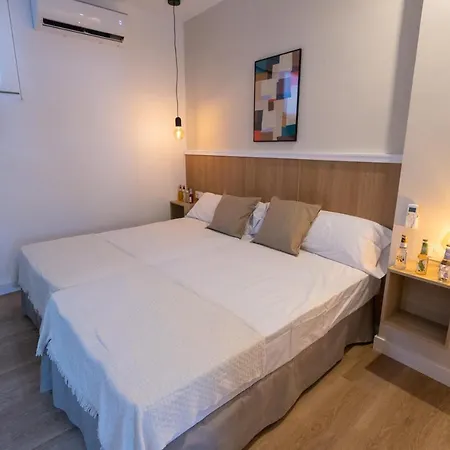 Hostal Royal Bliss-3
