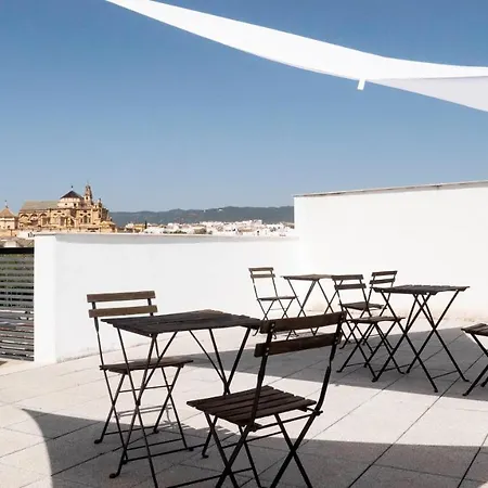 Apartamento La Calahorra a 100m de la feria de Córdoba-3