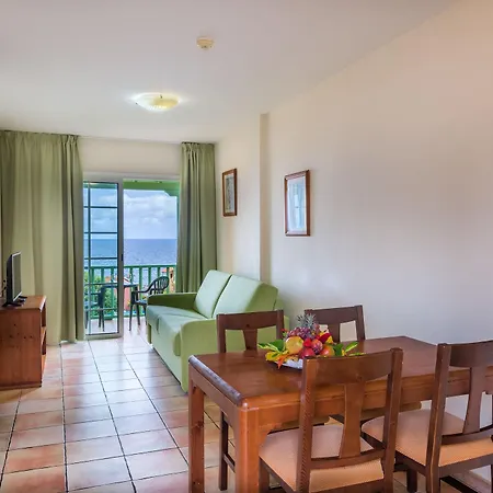 Apartamentos La Caleta-2