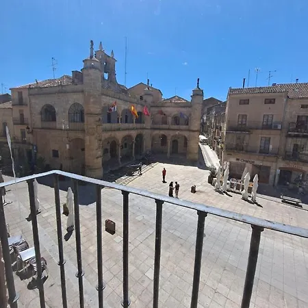 VuT - El Balcón de la Plaza - A-2