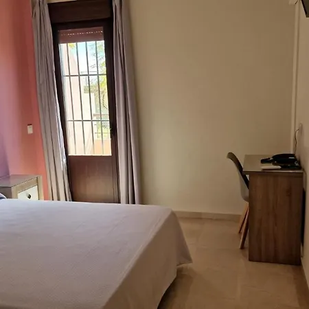Hotel Nuevo Espartinas-2