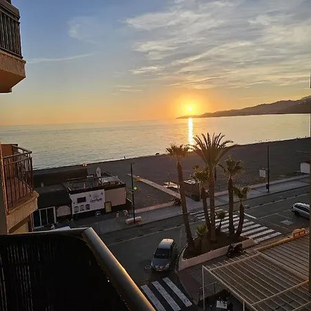Apartamento En Primera Línea De Playa-3