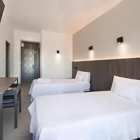 Hotel Base - Adults Only-2