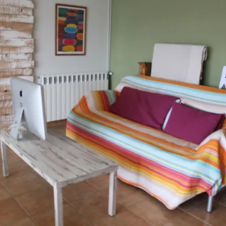 Castell de Ceuró. Hotel Rural-3